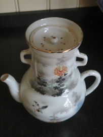 Oude Japanse Kutani porseleinen theepot met zeef