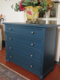 VERKOCHT Brocante blauwe houten ladekast