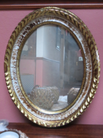 VERKOCHT Kleine oude ovale spiegel, 30x25 cm