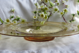 VERKOCHT Glazen schaal van fijn geslepen glas, 37,5 cm