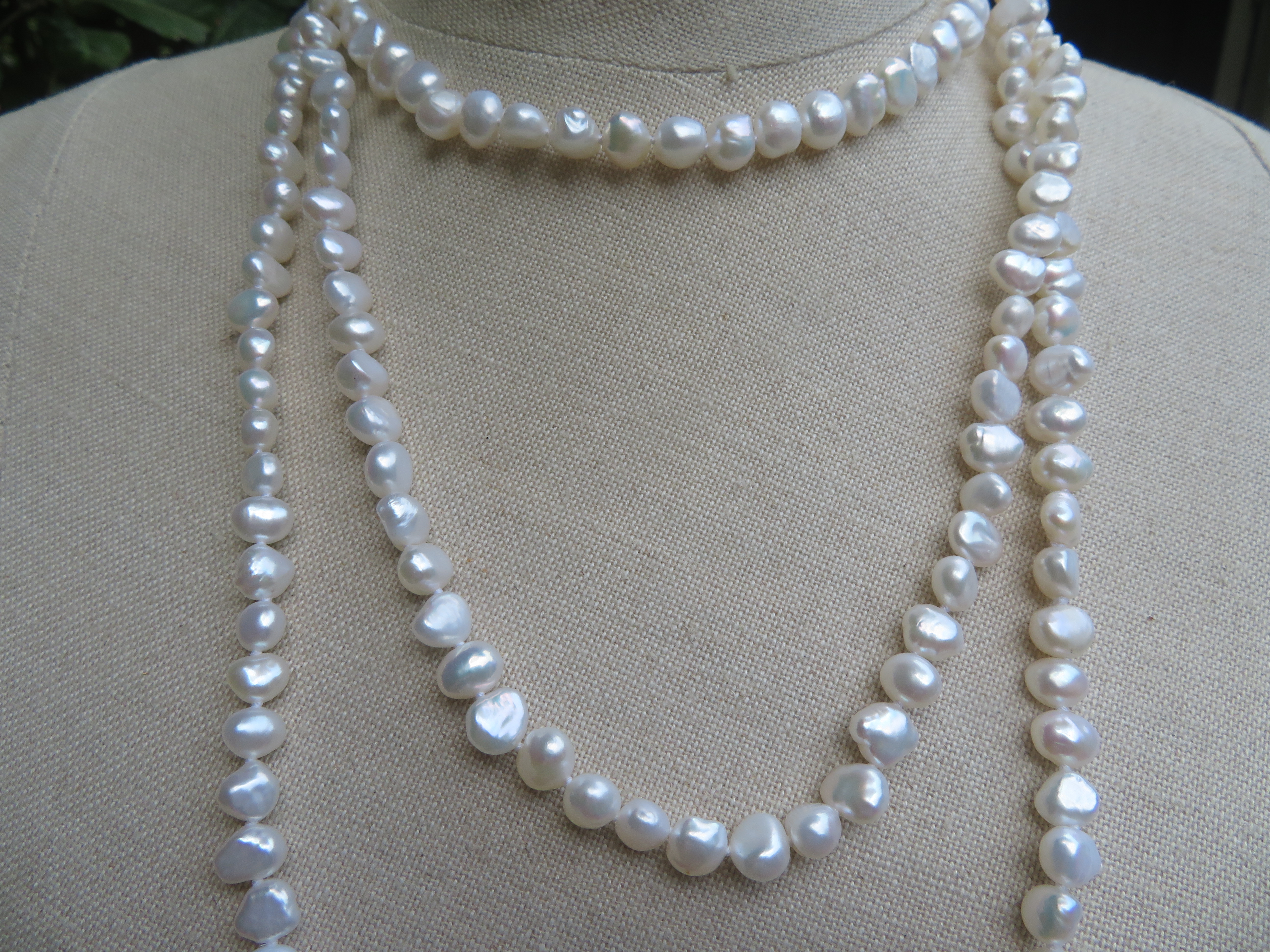 VERKOCHT Vintage lange parelketting - 180 cm