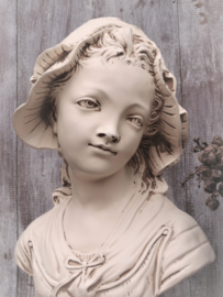 VERKOCHT Brocante witte gipsen buste borstbeeld vrouw, 43 cm hoog