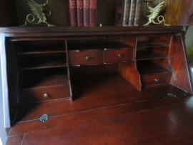 VERKOCHT Teakhouten secretaire kast