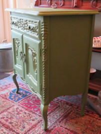 verkocht* Brocante barok kastje, Swedish green