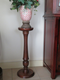 VERKOCHT Oude Engelse mahoniehouten plantentafel plantenzuil piedestal