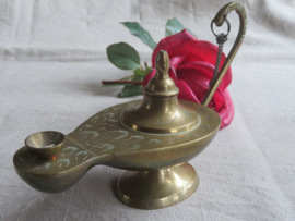 Antieke messing koperen wierookbrander olielamp uit India