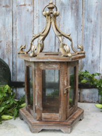 VERKOCHT Brocante windlicht lantaarn hout metaal en glas, 50 cm hoog