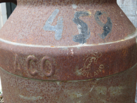 VERKOCHT Oude zinken melkbus uit 1969, ca. 30 liter