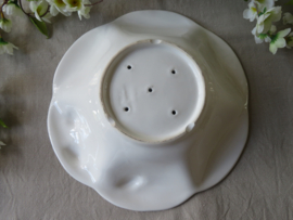 VERKOCHT Vintage witte aardewerk fruittest met onderschaal - Made in Italy