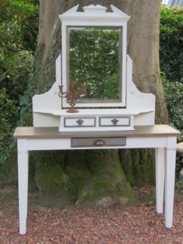 VERKOCHT Brocante kaptafel met kantelbare spiegel