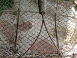 Oude Franse metalen plukmand oogstmand draadmand