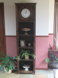 VERKOCHT Brocante open houten kast met ingebouwde klok Colonial Clock Co.