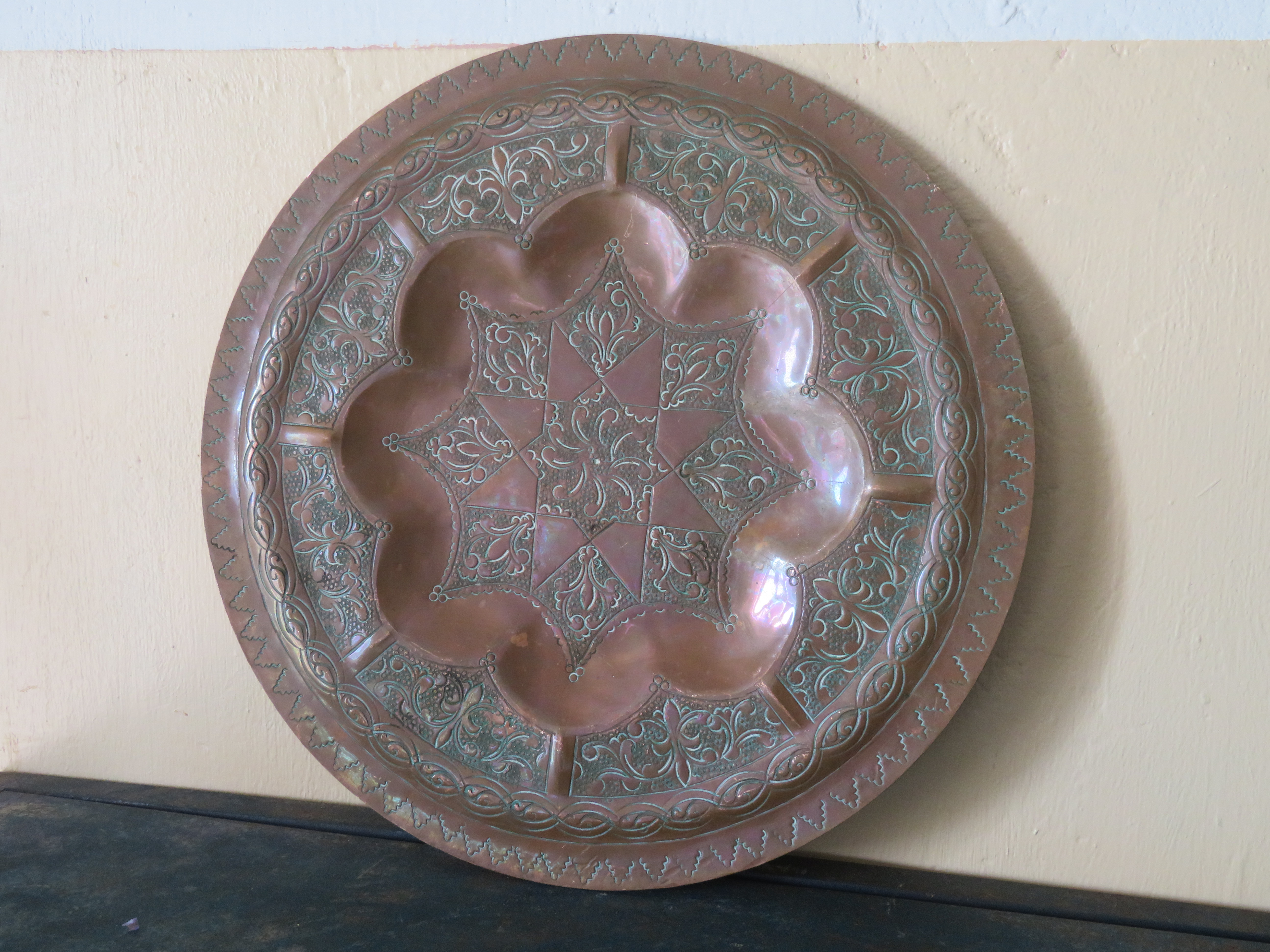Oud Marokkaans roodkoperen dienblad schaal - 30 cm