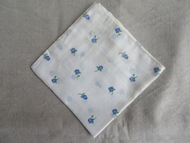 Antieke gebloemde linnen zakdoekjes - set van 3 stuks