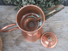 Oude roodkoperen snotneus olielamp