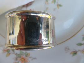 Oude verzilverde servetring met filetrand Gero 90