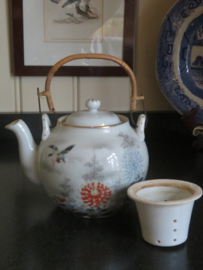 Oude Japanse Kutani porseleinen theepot met zeef