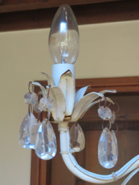 VERKOCHT Brocante Franse metalen hanglamp kroonluchter met glazen pegels- 3-lichts