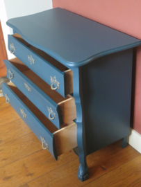 VERKOCHT Brocante blauwe buikkast ladekast