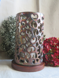 Vintage opengewerkt metalen windlicht - 24 cm hoog