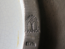 Brocante Franse tinnen schaal onderzetter - Les Etains de 'l Abbaye - Anjou ca. 1970