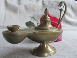Antieke messing koperen wierookbrander olielamp uit India