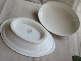 VERKOCHT Antieke ovale terrine op losse onderschaal - Royal Semi Porcelain - Till and Son