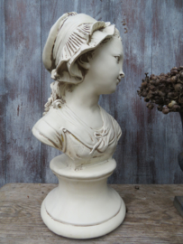 VERKOCHT Brocante witte gipsen buste borstbeeld vrouw, 43 cm hoog