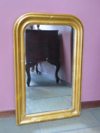 VERKOCHT Antieke brocante Franse schouwspiegel in goud lijst, 69 x 45 cm