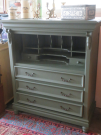VERKOCHT Oude groene grenen kast / open secretaire / ladekast