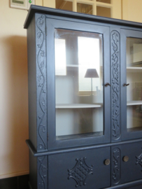 VERKOCHT Brocante blauwe vitrinekast boekenkast servieskast