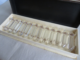 Oude kristallen messenleggers - 12 stuks in cassette