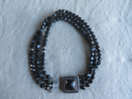 Oude zwarte git choker halsketting met zilver sluiting