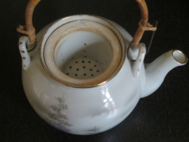 Oude Japanse Kutani porseleinen theepot met zeef