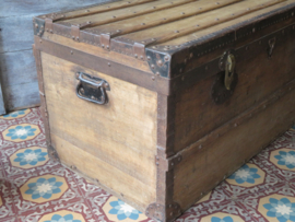 VERKOCHT Antieke Franse hutkoffer reiskist - ca. 1900