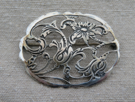 Oude zilveren bloemen broche 1e gehalte zilver