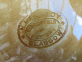 VERKOCHT Antieke Schotse whisky kruik, H. Kennedy Barrowfield Pottery Glasgow