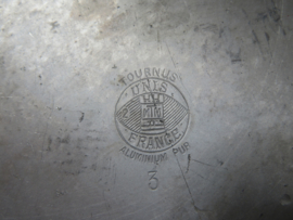 VERKOCHT Oude Franse aluminium theeketel waterketel, gemerkt Tournus France