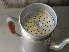 verkocht* Oude Franse aluminium koffiepot percolator