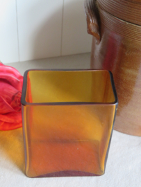 Vintage amber glazen vaasje - 10 cm hoog