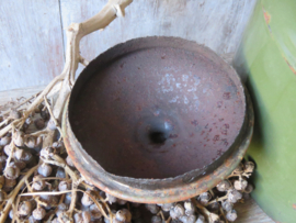 VERKOCHT Grote oude emaille ketel waterketel resedagroen - decoratief gebruik