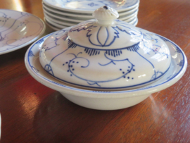 VERKOCHT Antiek porseleinen kinderservies Villeroy en Boch Dresden - 19e eeuw