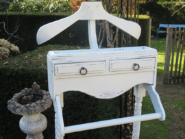 VERKOCHT Brocante witte dressboy teakhout