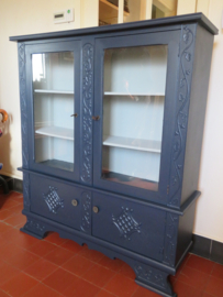 VERKOCHT Brocante blauwe vitrinekast boekenkast servieskast