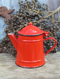 VERKOCHT Rood emaille koffiepotje 0,5 liter