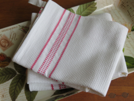 VERKOCHT Franse witte theedoeken met rood borduursel, set van 2 stuks