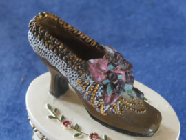 Keramiek sieradendoosje / miniatuur schoenendoos met schoentje