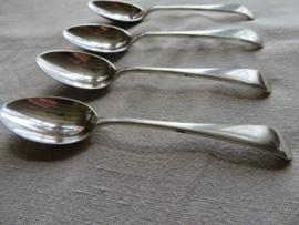 Set van 4 verzilverde Sheffield koffielepels / dessertlepels, 12 cm