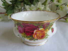 VERKOCHT Suikerpot Royal Albert Old Country Roses