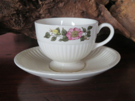 Wedgwood Briar Rose thee kop en schotels